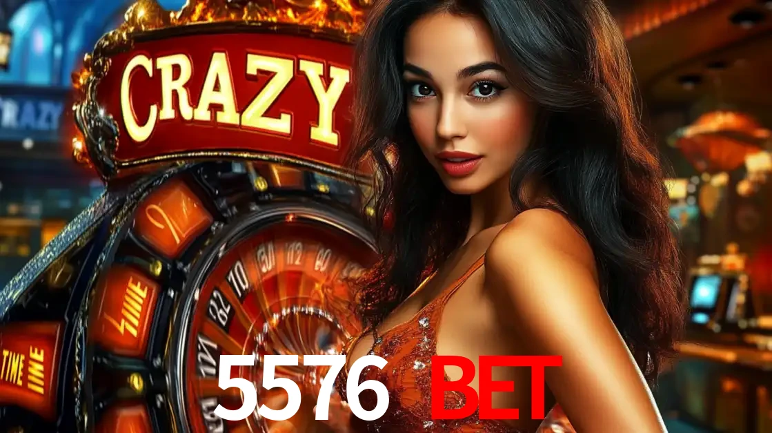 Mulher glamourosa olhando para a câmera com a roda vermelha do Crazy Time ao fundo em um ambiente de cassino, destacando a emoção dos jogos ao vivo no 5576 BET.